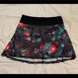 Lululemon golf skirt